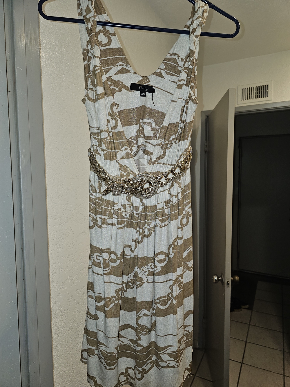 Sky Beige & White Chain-Print Midi Dress with Decorative Gold Belt